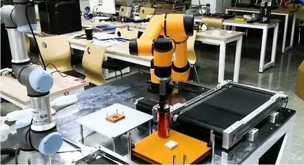 特朗普导弹袭击伊朗将军后，再度聚焦智能机器人研发对中国的影响