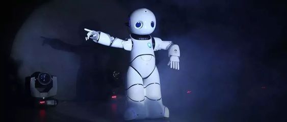 4月起，智能机器人研发将重塑洛阳城市生活