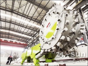 江苏天明机械集团智能采煤机器人下线 开启煤炭开采智能化新篇章